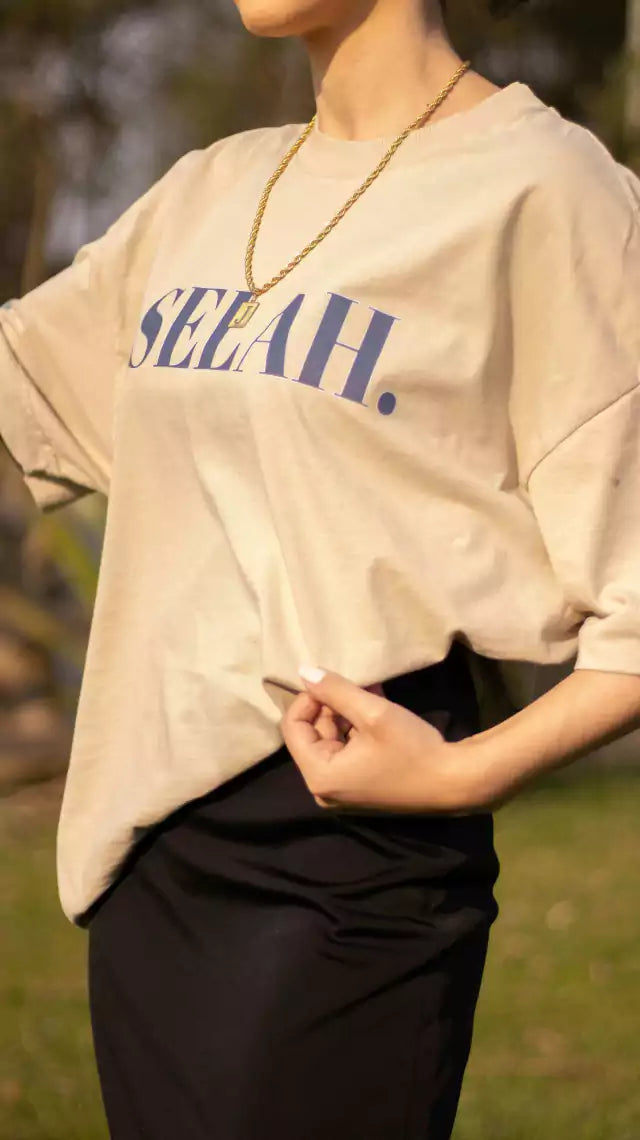 Camiseta Oversized Selah.